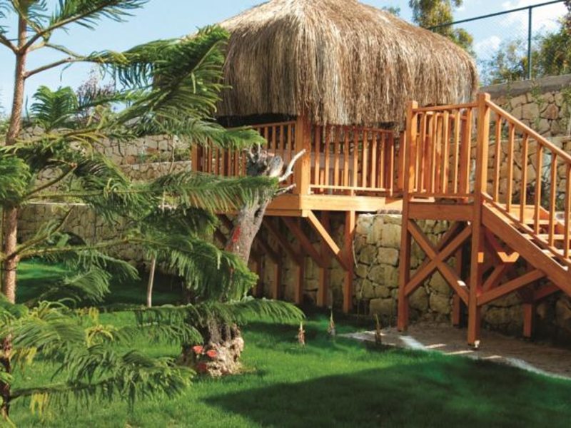 Commodore Elite Suites & Sра 159342