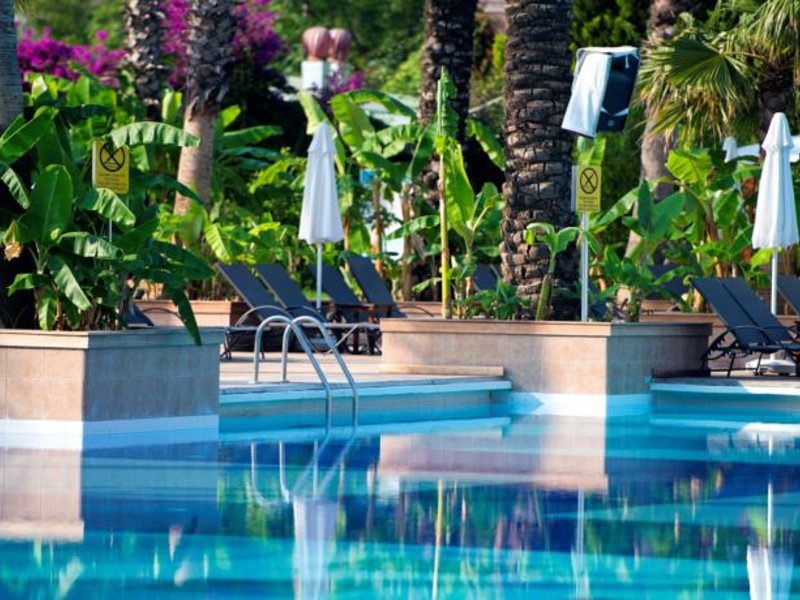 Concorde De Luxe Resort 67968