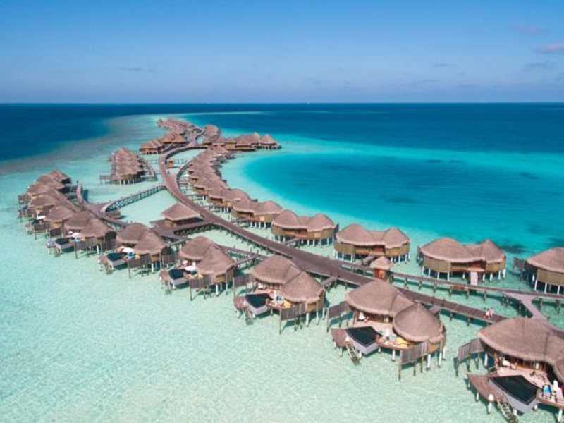 Constance Halaveli 134353