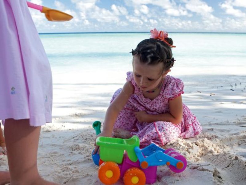 Constance Halaveli 134356