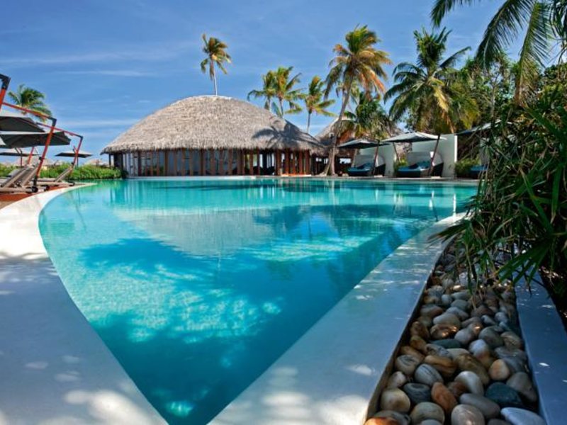 Constance Halaveli 134360