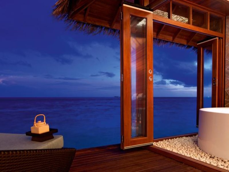 Constance Halaveli 134366