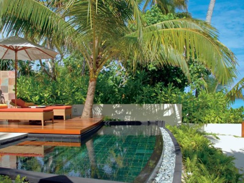 Constance Halaveli 134388