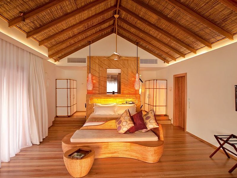 Constance Moofushi 134402