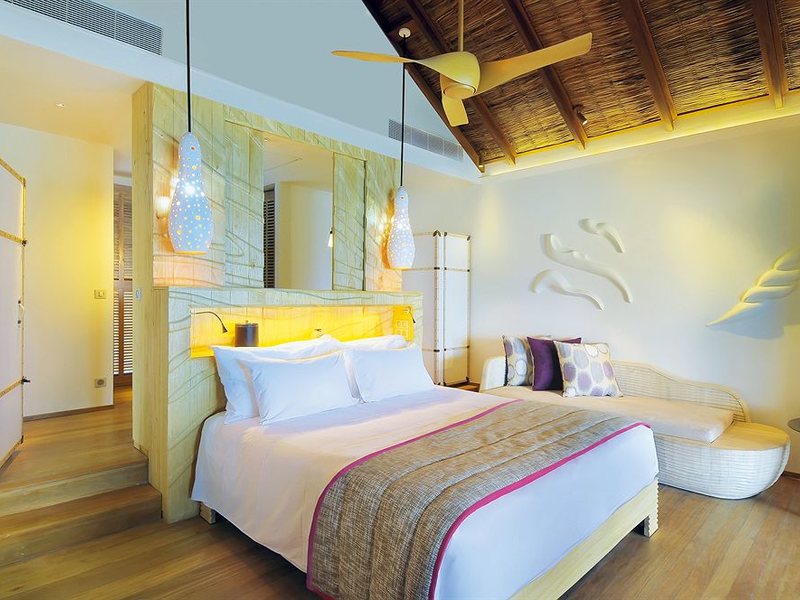 Constance Moofushi 134408