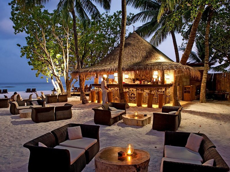 Constance Moofushi 134419