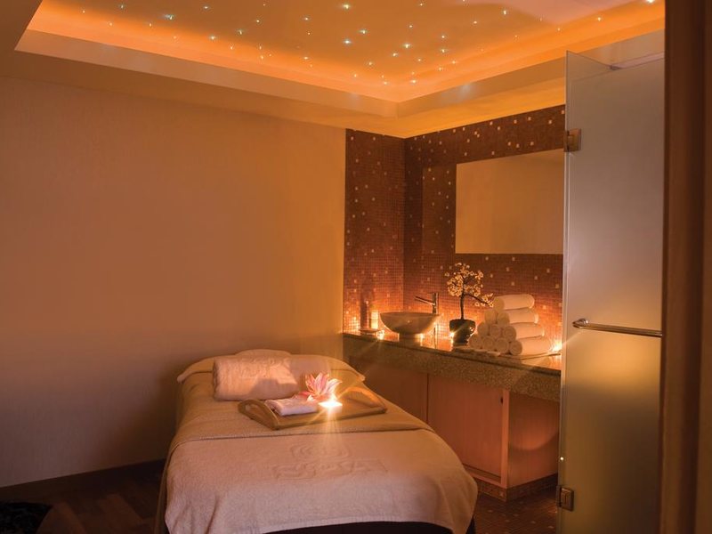 Constantinou Bros Asimina Suites Hotel  205090