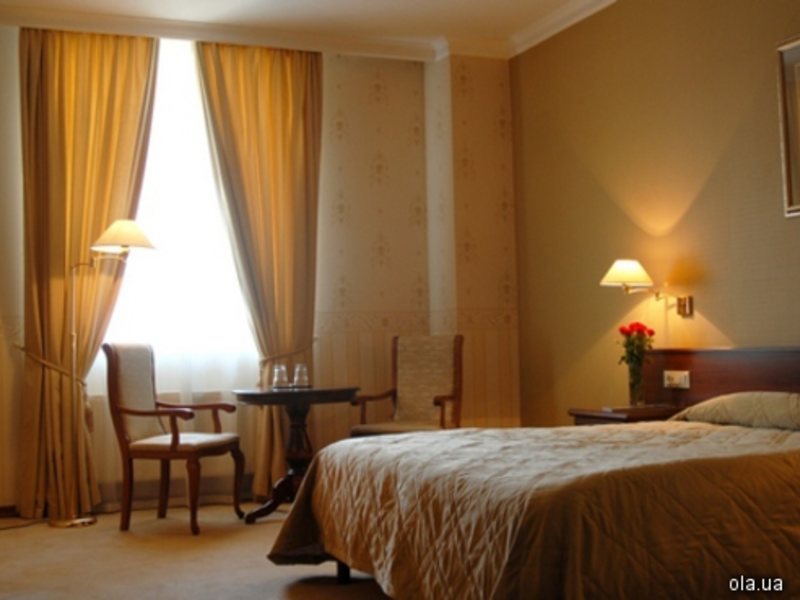 Continental Business Hotel 11940