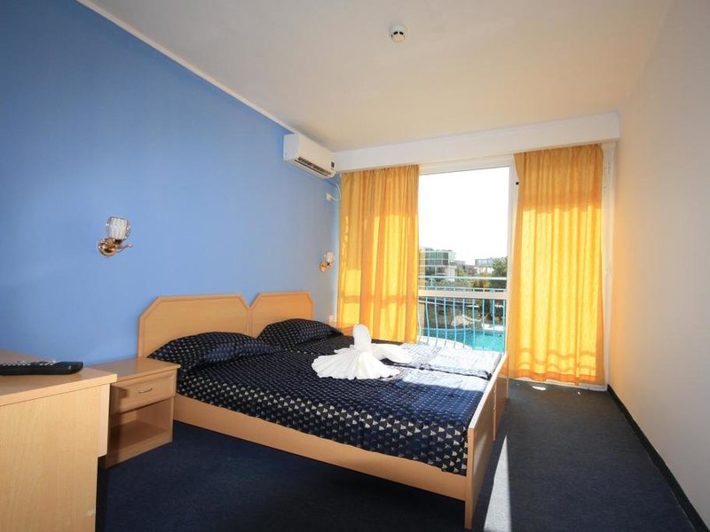 Continental Happy Land	 162074