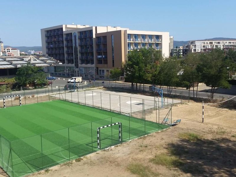 Continental Happy Land	 162080