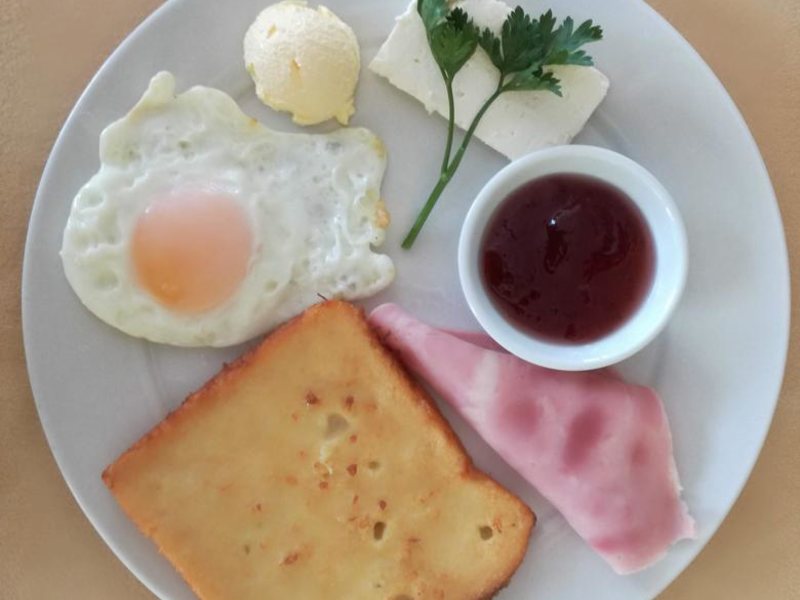 Continental Hotel Kiten  318995