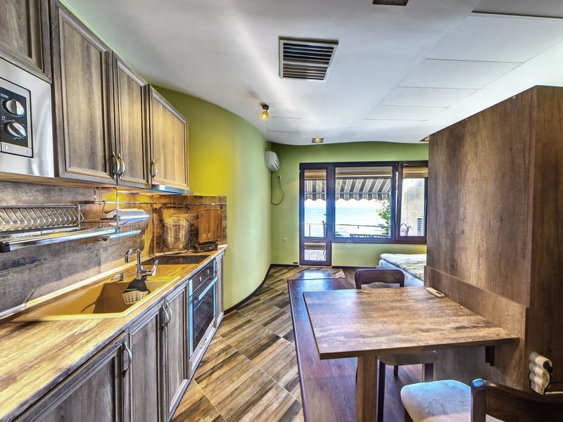 Continental Hotel Kiten  318999