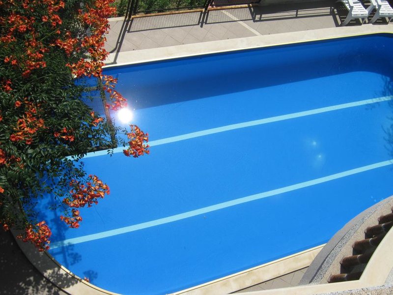 Continental Hotel Kiten  319013