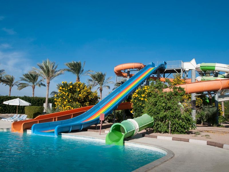 Continental Plaza Beach 122512