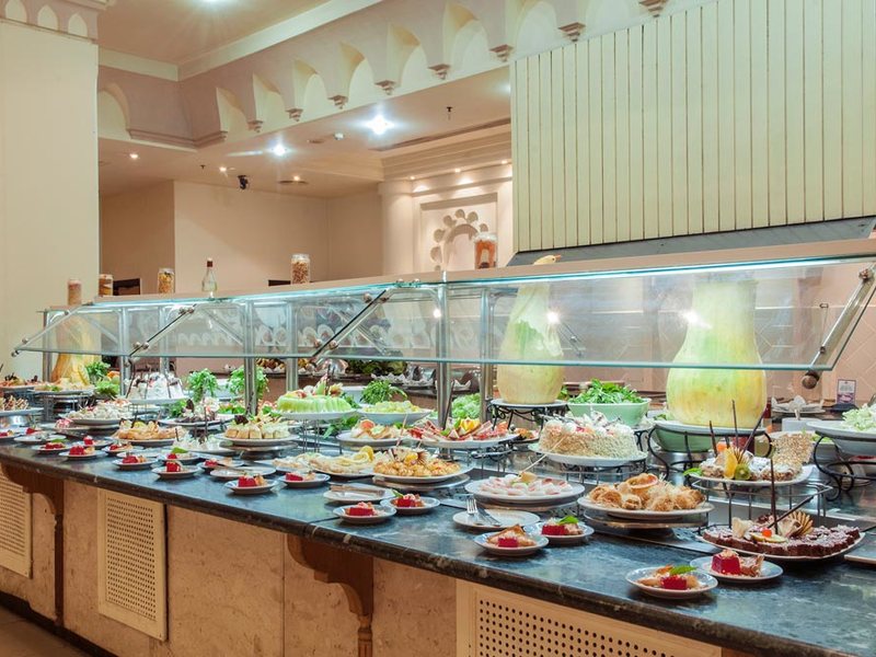 Continental Plaza Beach 122527