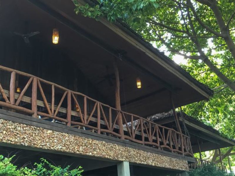 Coral Bay Resort  151063