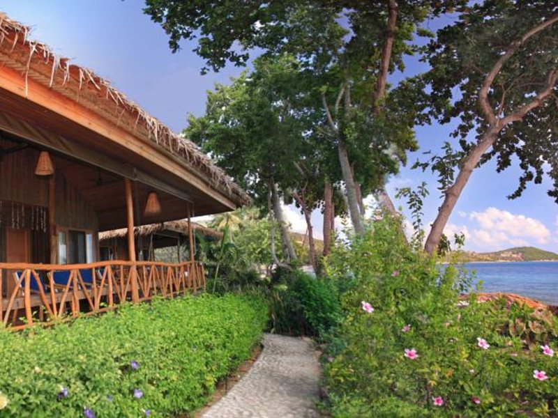 Coral Bay Resort  151072