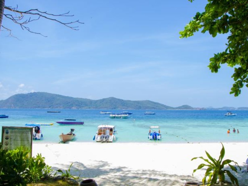 Coral Island Resort 151103