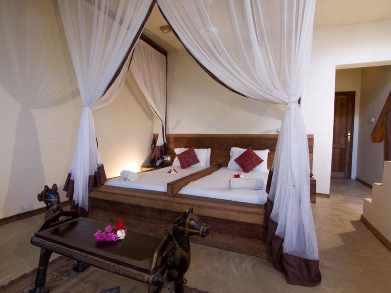 Coral Rock Hotel 199117