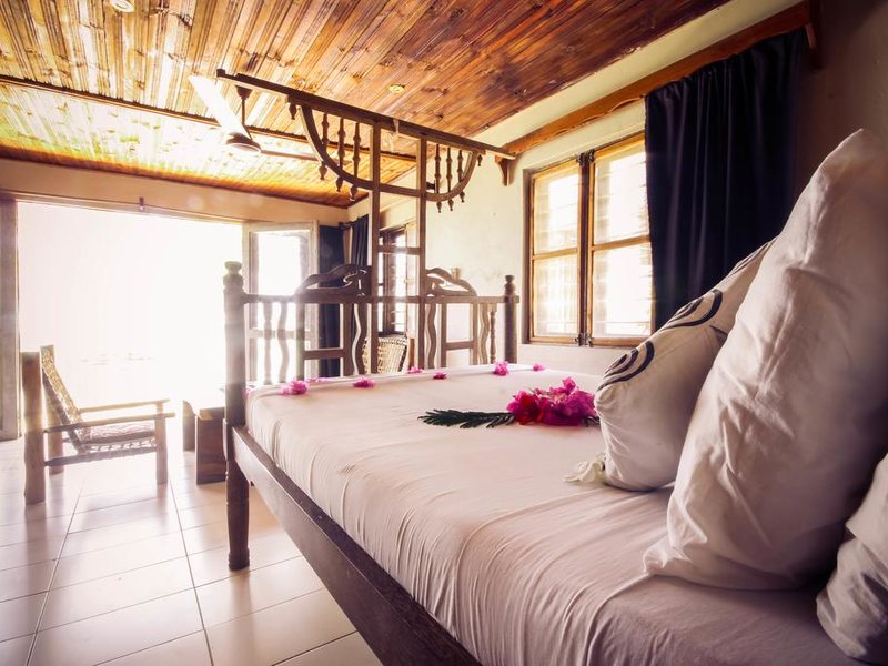 Coral Rock Hotel 199118