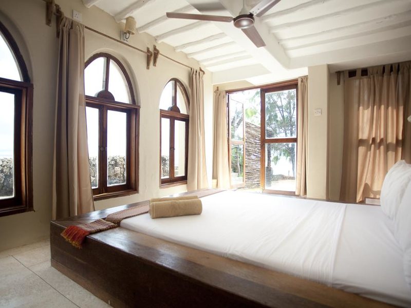 Coral Rock Hotel 199128