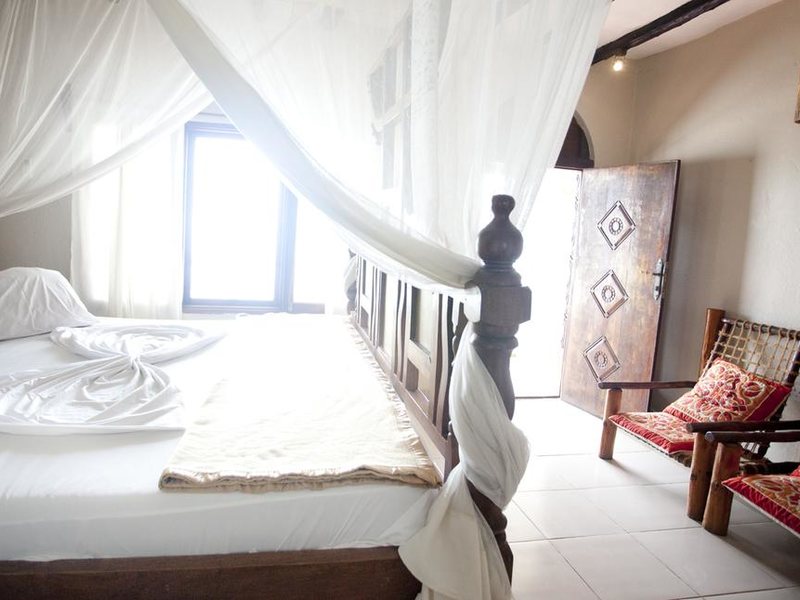 Coral Rock Hotel 199132