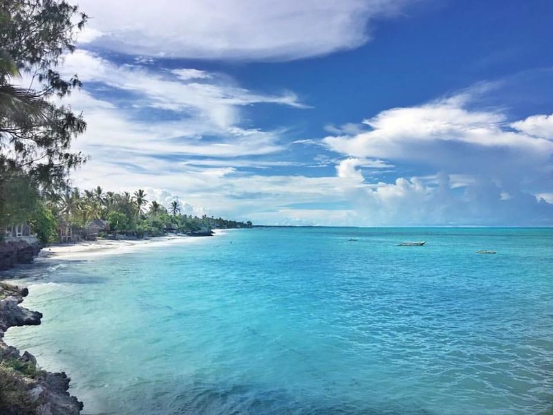 Coral Rock Hotel 199134