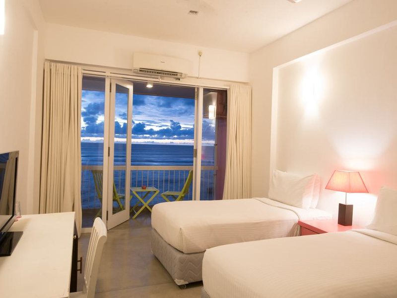 Coral Rock by Bansei (Ex 107216