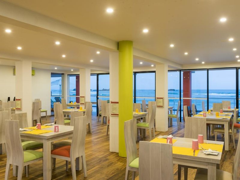 Coral Rock by Bansei (Ex 107217