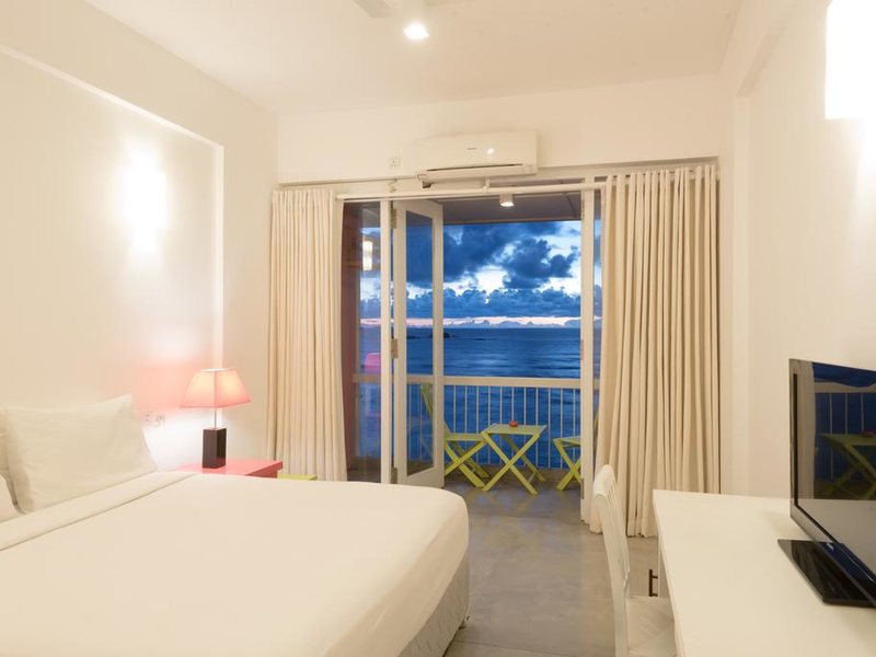 Coral Rock by Bansei (Ex 107218