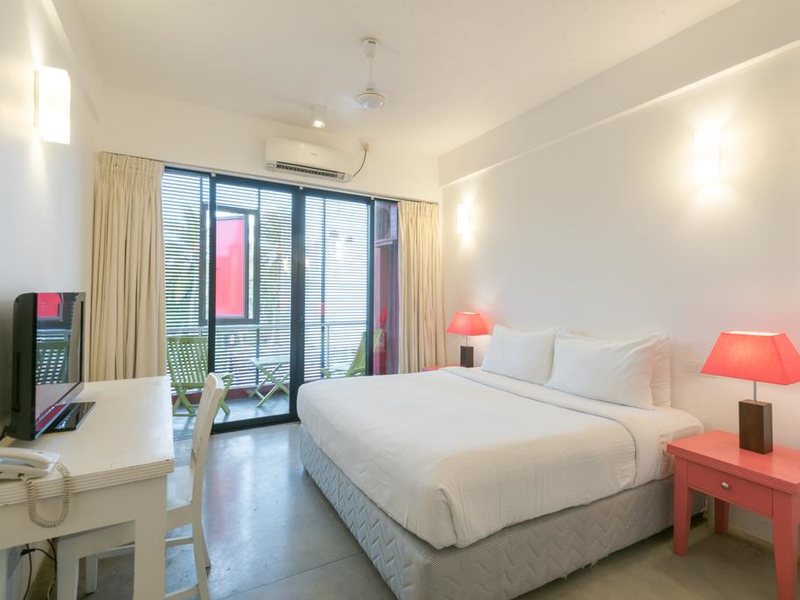 Coral Rock by Bansei (Ex 107223