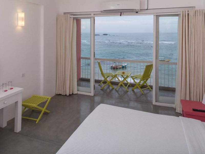 Coral Rock by Bansei (Ex 107226