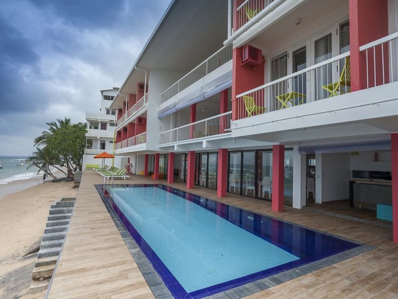 Coral Rock by Bansei (Ex 107231