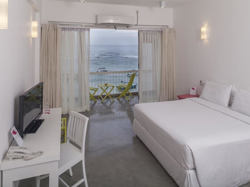 Coral Rock by Bansei (Ex 107232