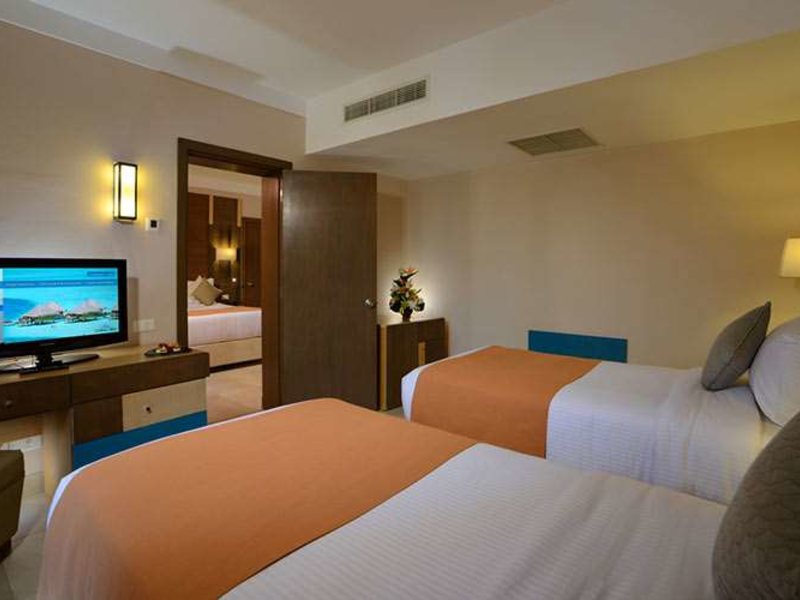 Coral Sea Aqua Club (ex 122820