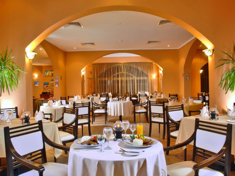 Coral Sea Holiday Village Hotel 122670