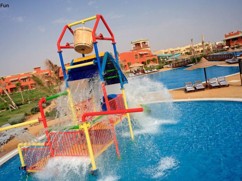 Coral Sea Holiday Village Hotel 122672