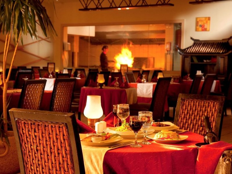 Coral Sea Holiday Village Hotel 122678