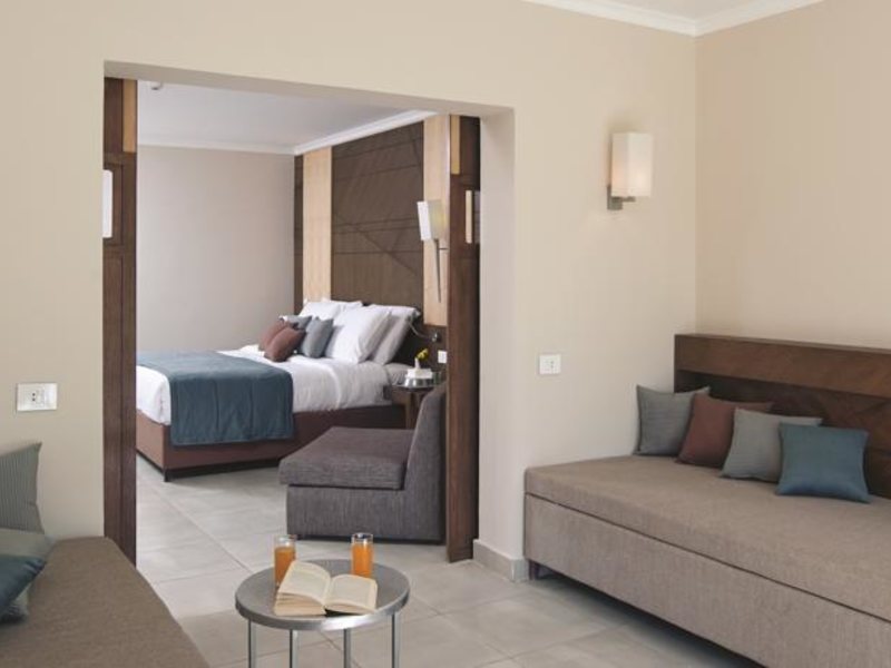 Coral Sea Waterworld 130188