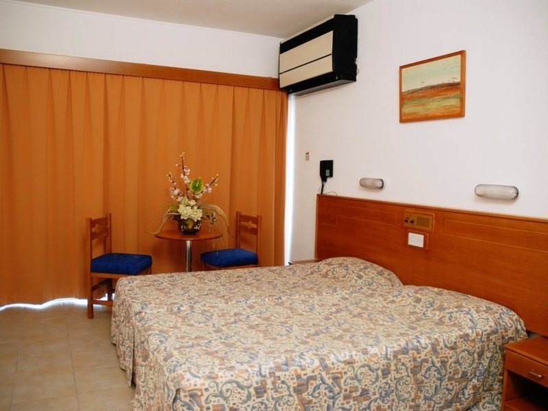 Cornelia Hotel 205244