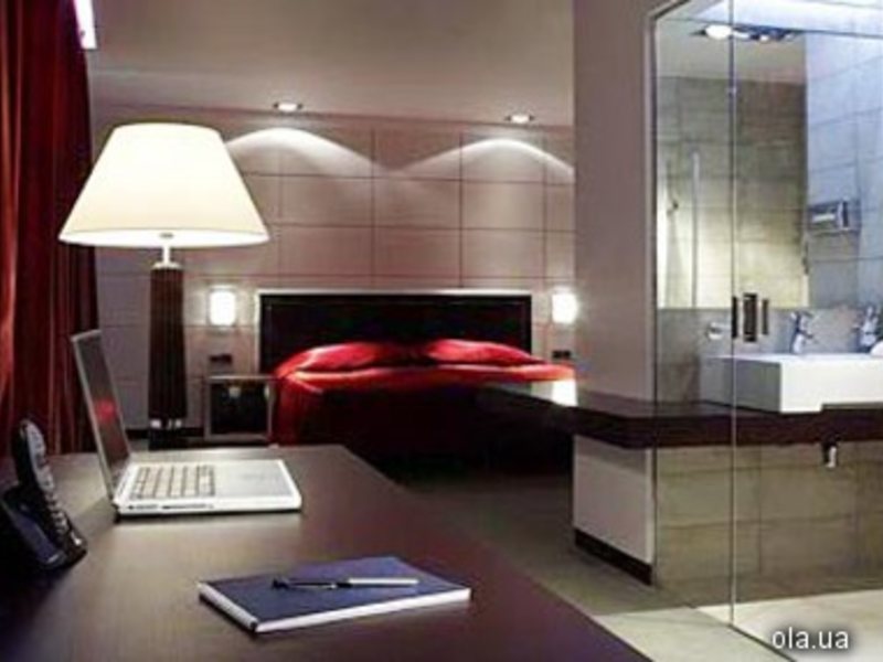 Cosmopolit Art Hotel 12290