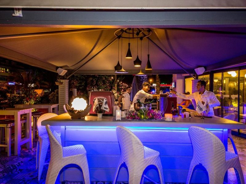 Cosmopolitan Resort Hotel 189085