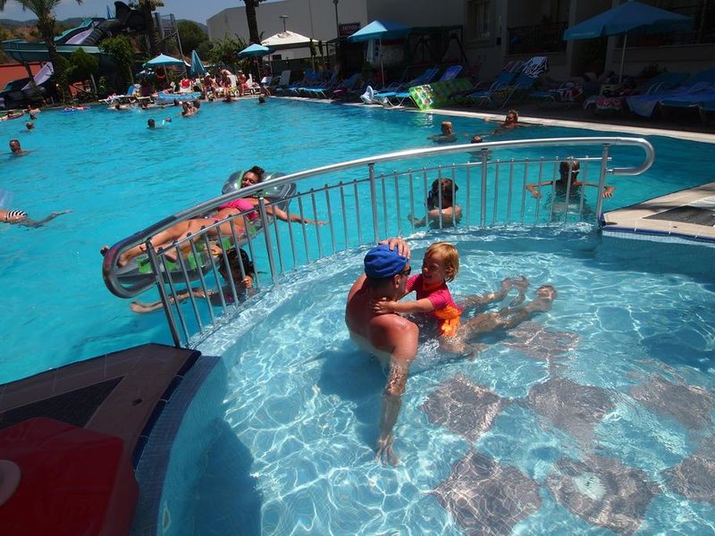 Cosmopolitan Resort Hotel 189106