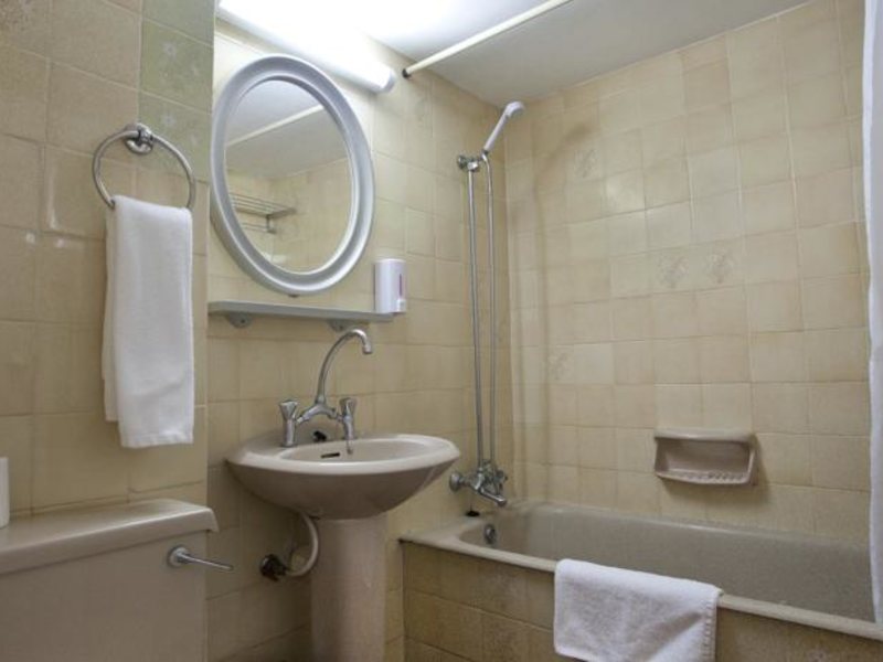 Costantiana Beach Hotel Apartments Apts 81436