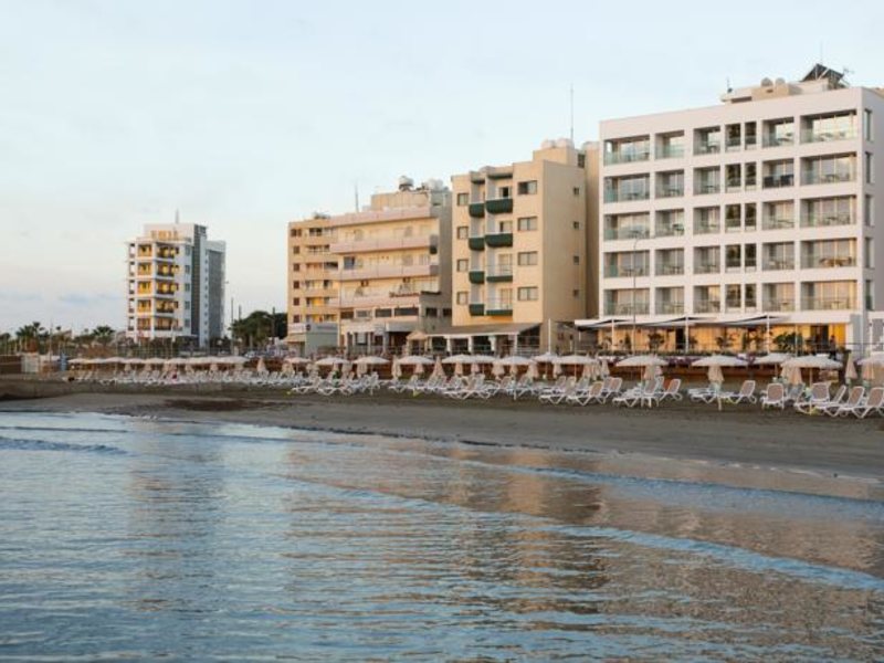 Costantiana Beach Hotel Apartments Apts 81437