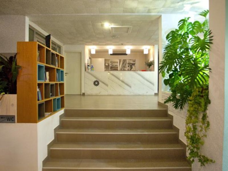 Costantiana Beach Hotel Apartments Apts 81443