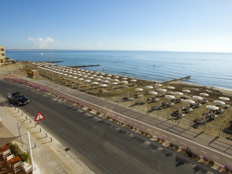 Costantiana Beach Hotel Apartments Apts 81458