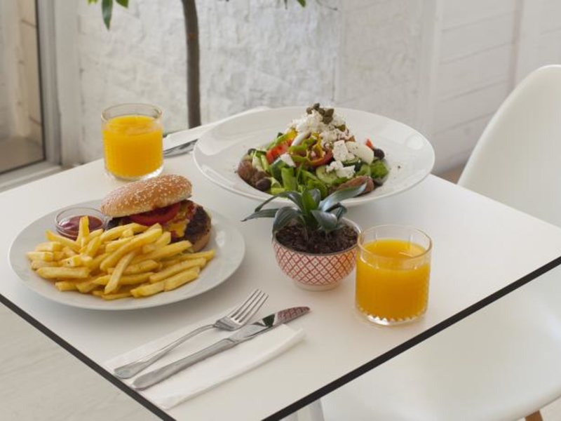 Costantiana Beach Hotel Apartments Apts 81461