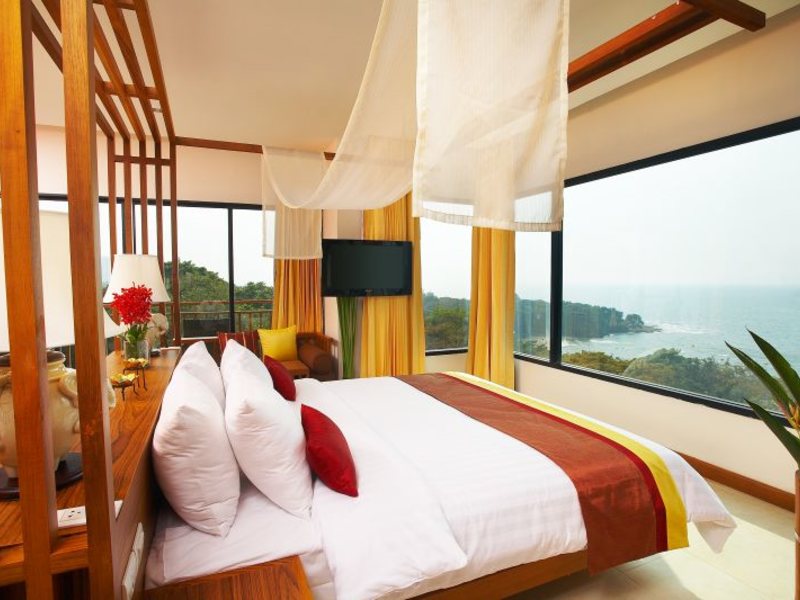 Cosy Beach Hotel 151126