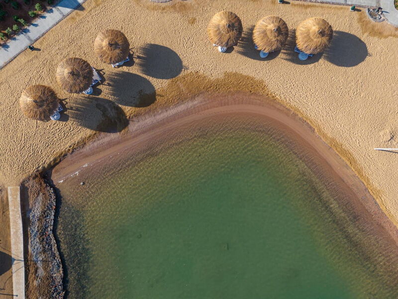 Creek Hotel & Residences 326572